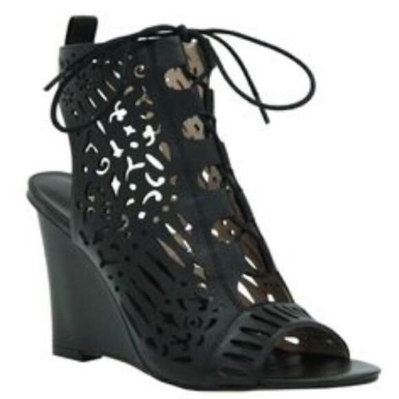 Nicole Miller Shoes - Artelier Nicole Miller Bradley Wedge Black…